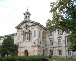 Клиническая окружная больница город пыть ях