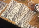 Зловмисники погрожували розправитися з батьками чоловіка, якщо він не заплатить їм тис