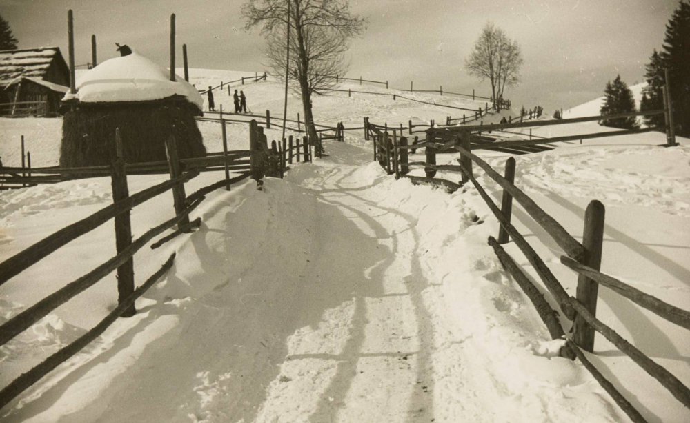 Ворохта: яким був популярний гірськолижний курорт 80 років тому (ФОТО) Ворохта: фото 80-літньої давності зроблені польським фотографом Генриком Поддембським