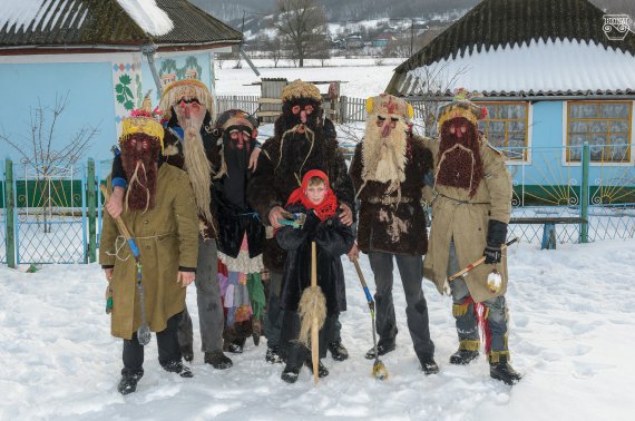 Маланковий гурт ряджених