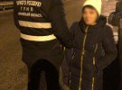 Поліцейські розшукали 6-річну Аліну із Ніжина, яка разом із рідною тіткою та її співмешканцем поїхала в Київ і зникла