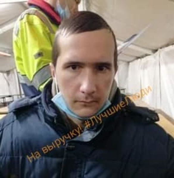 Громадян, яким щось відомо про цього чоловіка, просять терміново зателефонувати за телефонами: 0674827700 або 102