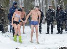В озере в парке Ореховый Гай скупалось сотни львовян