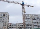 7 месяцев назад мощный взрыв разрушил часть 10-этажки на ул. Соломии Крушельницкой, 1/5 в Киеве. Дом демонтируют