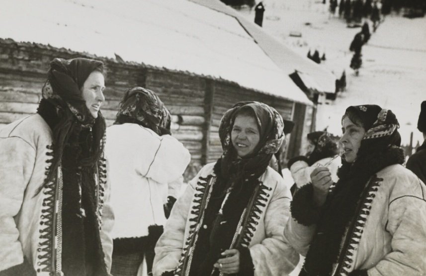 Прикарпаття: як гуцули зимували 90 років тому (ФОТО) Прикарпаття: фото 90-річної давнини зробили по селах нинішньої Івано-Франківської області,