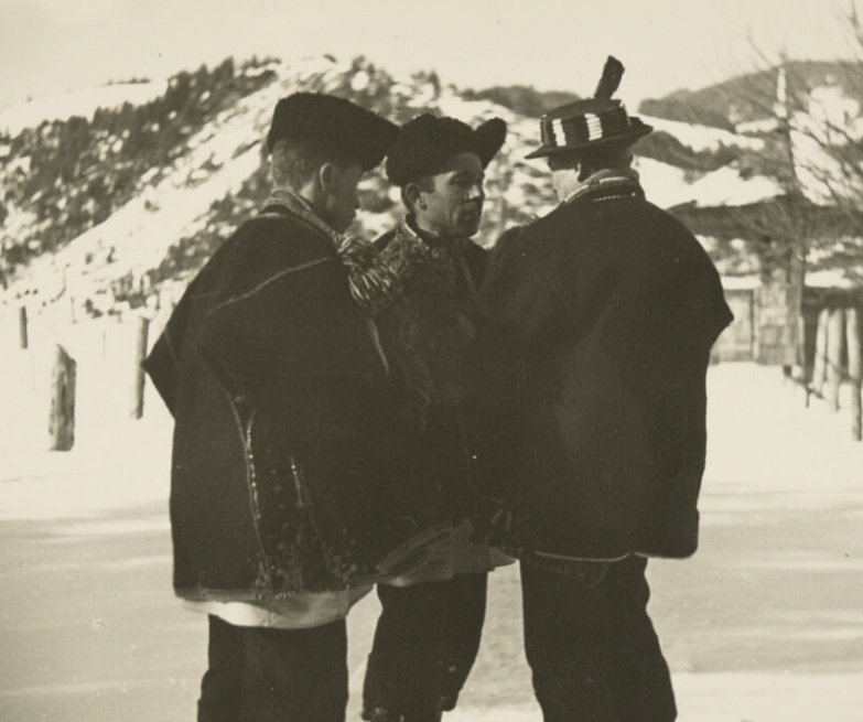 Прикарпаття: як гуцули зимували 90 років тому (ФОТО) Прикарпаття: фото 90-річної давнини зробили по селах нинішньої Івано-Франківської області,