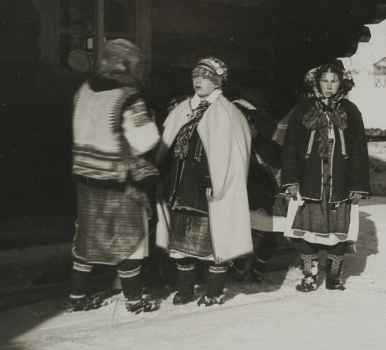 Прикарпаття: як гуцули зимували 90 років тому (ФОТО) Прикарпаття: фото 90-річної давнини зробили по селах нинішньої Івано-Франківської області,