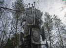 Цей монумент - також робота Литовченка. Він називається "Дерево дружби народів" і розповідає казку про дружбу всіх республік людей в СРСР.