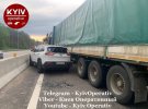 Под Киевом легковушку раздавило между фурой и бетономешалкой. Фото: Киев Оперативный