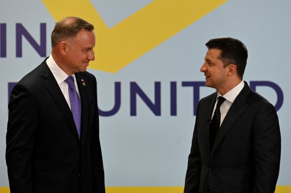 Президенти Польщі Анджей Дуда та України Володимир Зеленський на саміті «Кримська платформа» 