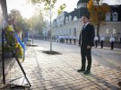 Владимир Зеленский почтил память погибших защитников Украины на Михайловской площади в Киеве