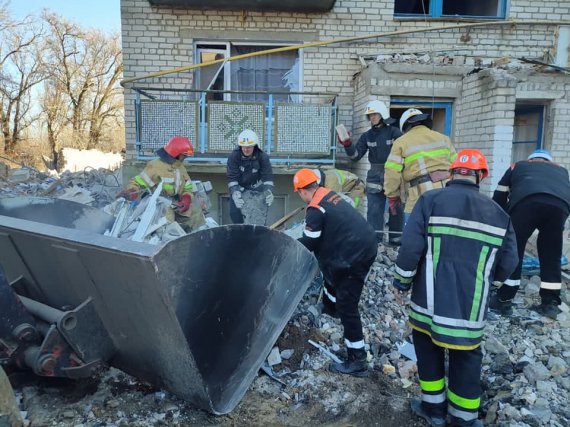 В результате взрыва газа в 5-этажном жилом доме в городе Новая Одесса Николаевской области два человека погибли и трое пострадали