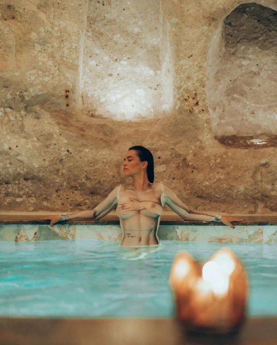 Співачка й модель Даша Астаф'єва розсекретила, як подобатися собі в будь-якому віці