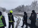 Спасатели вместе с полицейскими осуществляют мониторинг состояния дорог Ровенщины