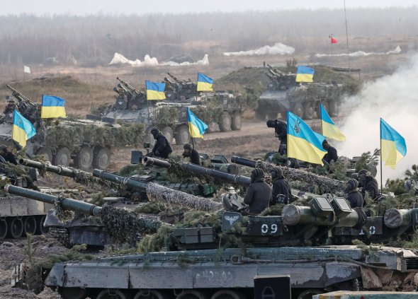 Вояки Десантно-штурмових військ України беруть участь у навчаннях під Житомиром, 21 листопада 2018 року