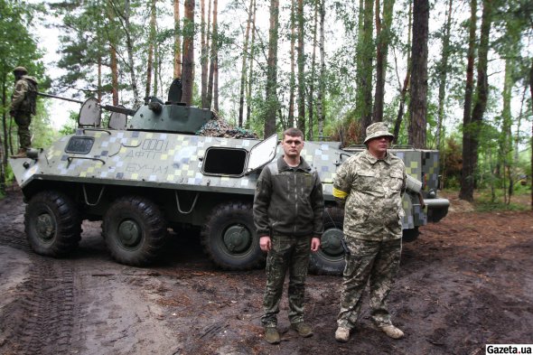 Начальник штабу Бучанського ДФТБ Андрій Верлатий та командир Шаправський Тарас