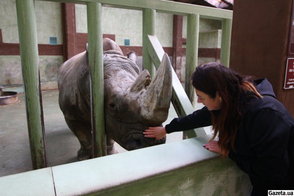 Наталя Уховська працює адміністраторкою зоопарку. До тварин навідується майже щодня