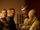 Монастирський зі звільненими з полону командирами захисників "Азовсталі"