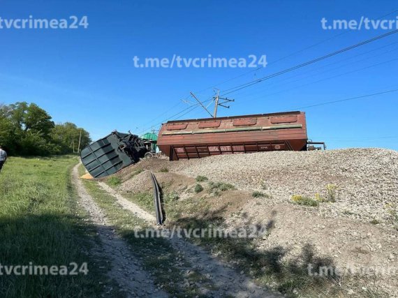 У тимчасово окупованому Криму зійшли з колій вагони із зерном