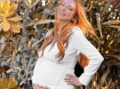36-річна Ліндсі Логан похизувалася "вагітним" животиком