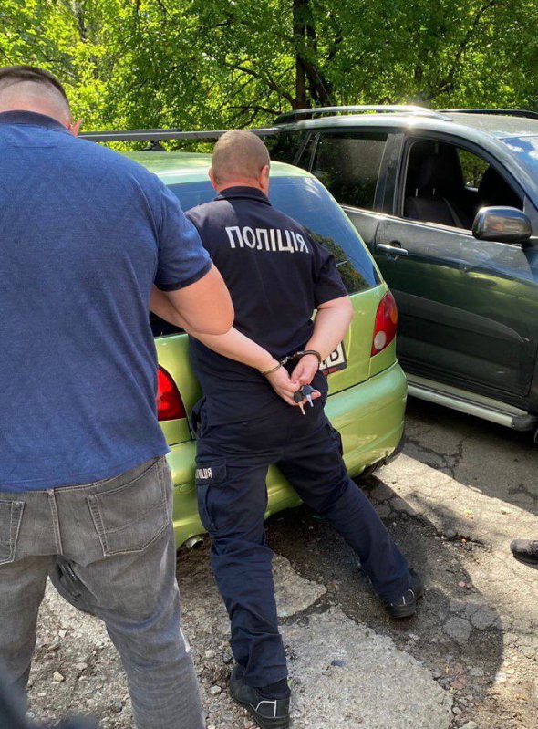 Співробітника Бучанського районного управління Нацполіції затримали
