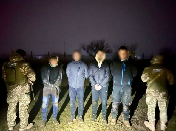 Прикордонники затримали порушників після попереджувальних пострілів