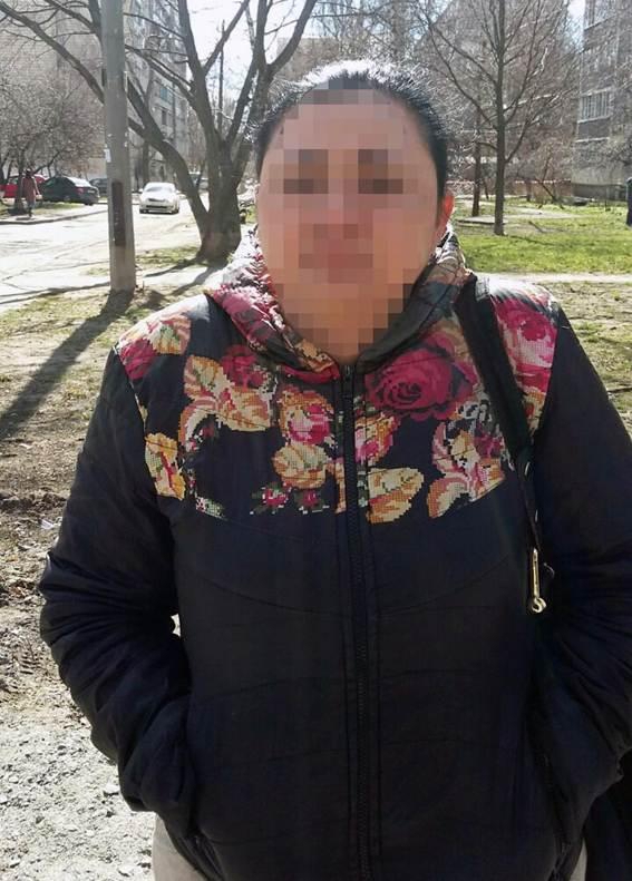 У Києві шахрайки видурили у жінки всі гроші