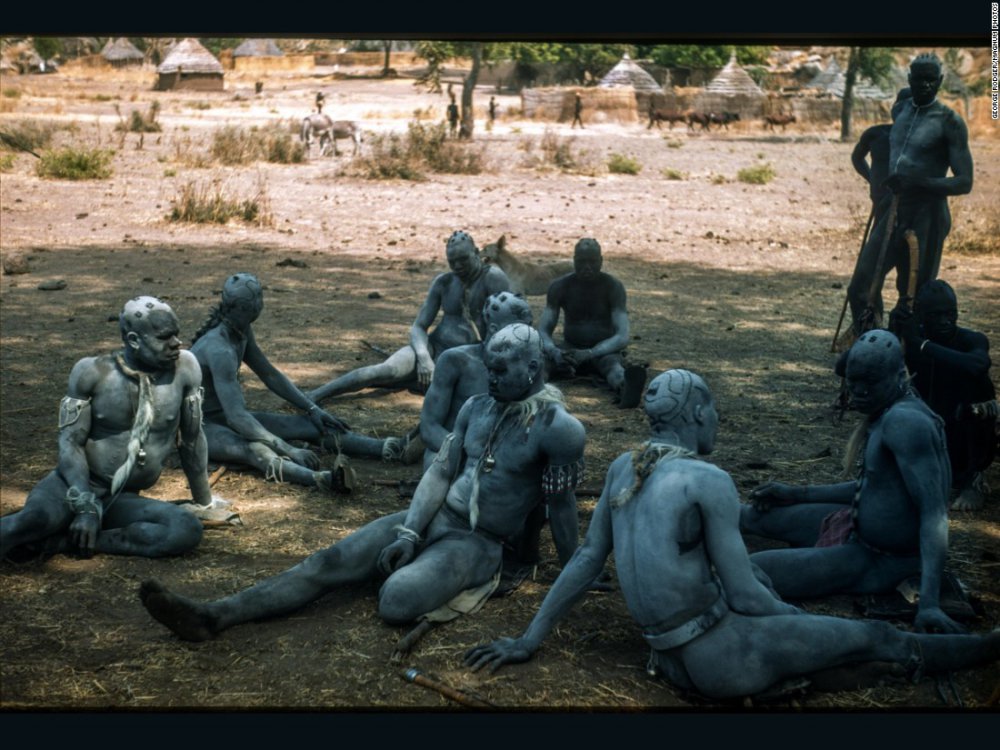 Показали удивительные фото африканских племен середины ХХ века Показали удивительные фото африканских племен середины ХХ века