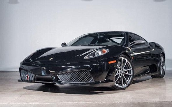 У Британії розбили нову Ferrari вартістю 200 тис. фунтів