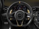 В Дубае представлен чёрно-золотой суперкар McLaren 720S