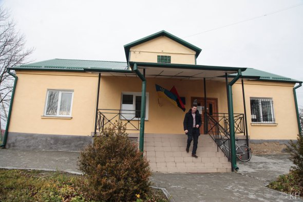 Олег Карапінка старається вирішувати нагальні проблеми односельчан
