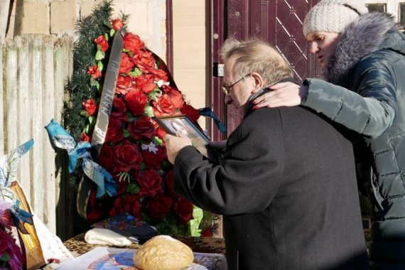 На Київщині попрощалися з вбитою юристкою Ноздровською