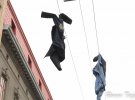 Памятник милиционерам «Охранникам украинской государственности» на площади генерала Григоренко