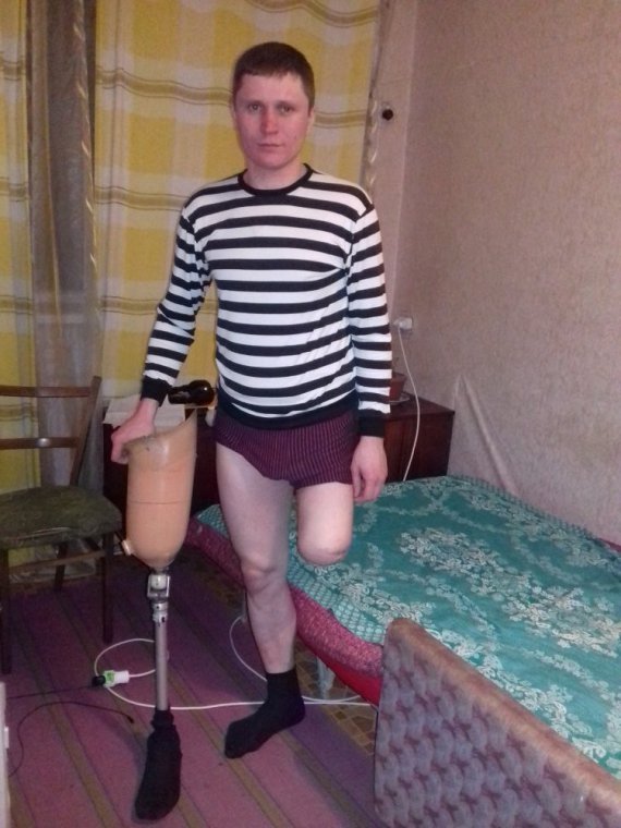 Юрий Боровой срочно нужно купить б / у протез