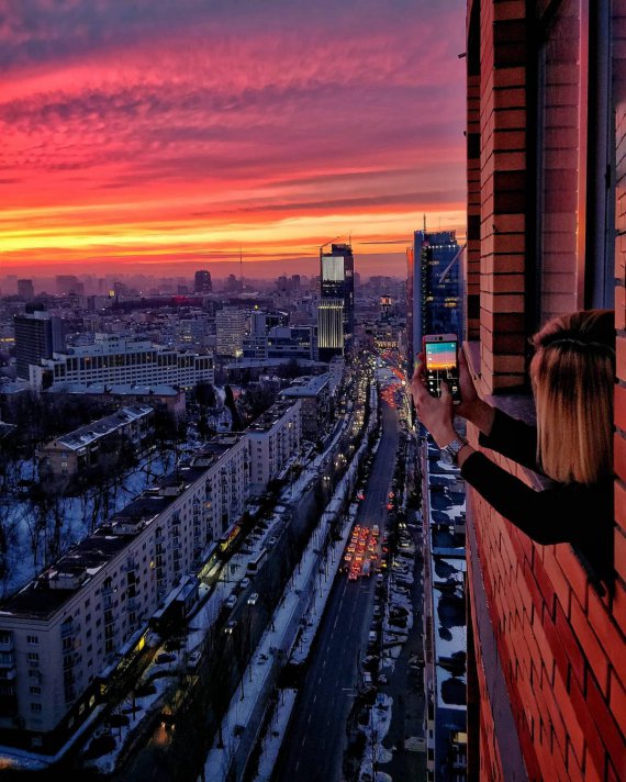 Київ красивий вдень і вночі. Фото: Instagram