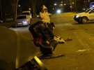 Смертельное ДТП в Мариуполе: трое мужчин погибли, женщина с ребенком в больнице