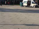 Собаки никого не подпускали, потому что защищали человека