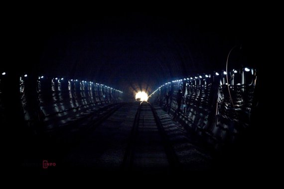 Бескидський тунель за місяць до відкриття