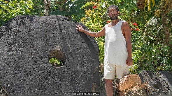 Вага такої “грошової одиниці” коливається від 500 г до 600 кг. В діаметрі можуть коливатися від 5 см до 3.5 м.