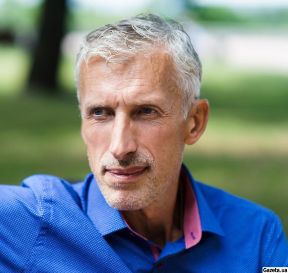 Олег ПОНОМАР : "Якщо у США заборонять купувати облігації державного боргу Росії, американські долари не йтимуть в економіку РФ. Рубль стрімко знеціниться"