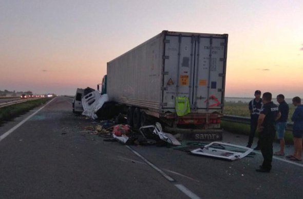 СÑогоднÑ, 20 липнÑ, пÑоÑÑгом Ð´Ð½Ñ Ð² УкÑаÑÐ½Ñ Ð² маÑÑÑабниÑ
доÑожнÑо-ÑÑанÑпоÑÑниÑ
пÑигодаÑ
загинÑло ÑонайменÑе 18 лÑдей