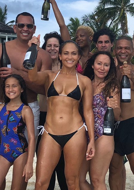   Jennifer Lopez celebrates her birthday with her fiancé 