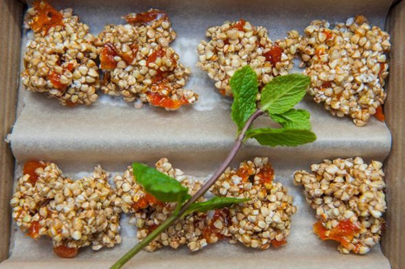 Грильяж з гречки. Фото: Фейсбук