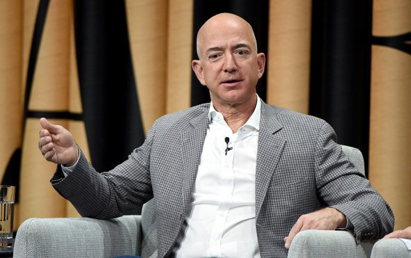 Джефф Безос - засновник і головний акціонер Amazon.
