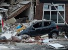   The facade of the building s' is collapsed in The Hague (Netherlands) - Twitter MARK KOOL 