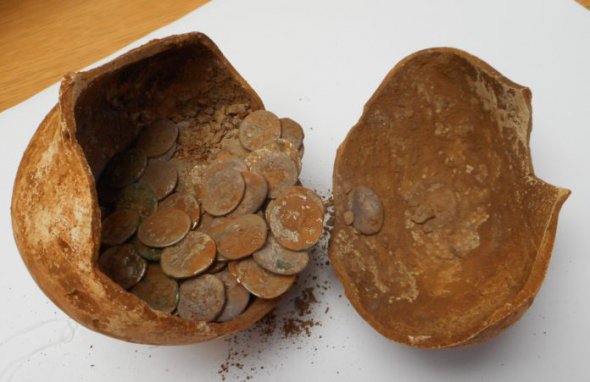 У Британії знайшли скарб з римськими монетами