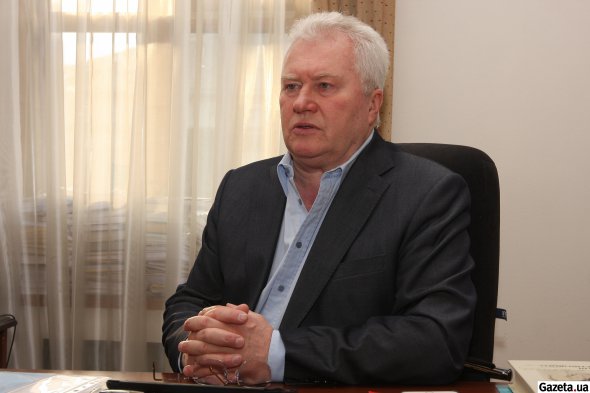 Аркадій Корнацький: "Поки нишпорки олігархів у особі керівників партій, міністрів, голів адміністрацій керують країною, нічого змінити на краще не можна"