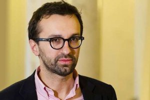 Такую реакцию у Алексея Голобуцкого вызвал брифинг Сергея Лещенко в Раде, на котором он протестовал против продажи облэнерго