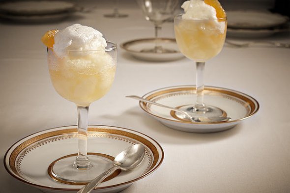 Улюблений коктейль пасажирів "Титаніка" "Punch à la Romaine"