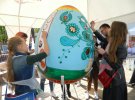 Вінниця: в центрі міста встановили писанки-велетні